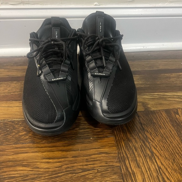 Balmain Runners - Picture 2 of 5